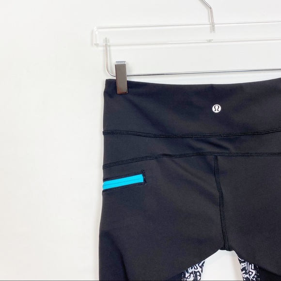 Lululemon Black Printed Running Crop 6 - Picture 7 of 9